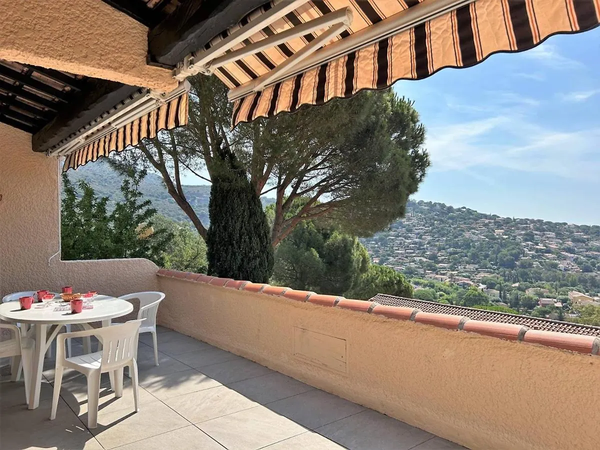 شقة Bormes-Les-Mimosas: Appt Climatise, 5 Couchages, Parking, Grande Terrasse - Fr-1-251-136