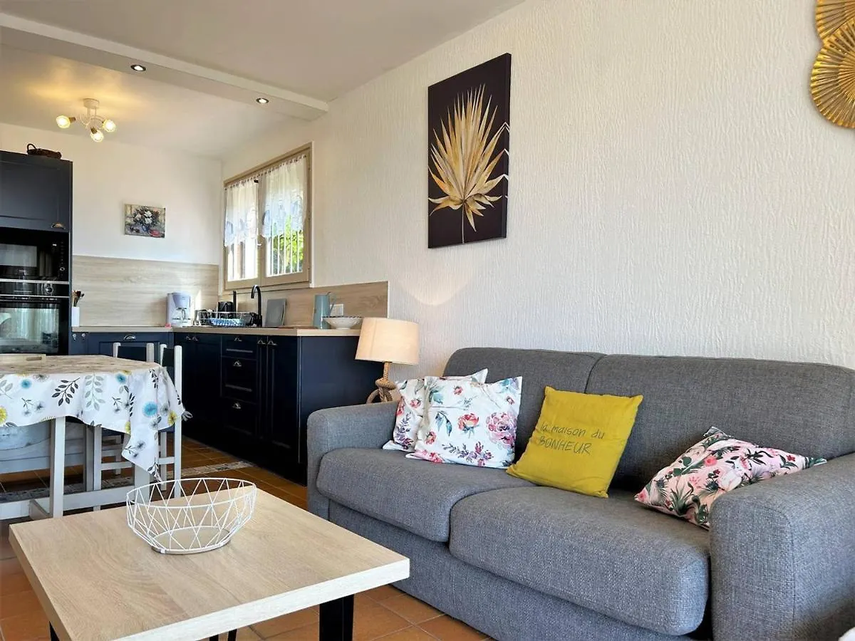 شقة Bormes-Les-Mimosas: Appt Climatise, 5 Couchages, Parking, Grande Terrasse - Fr-1-251-136 فرنسا