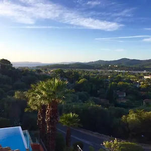 Appartement Superbe Duplex 35m2 Vue Avec Piscine, Bormes-les-Mimosas